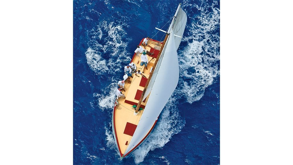 Le sloop Genesis, 42 pieds, construit par Alwyn Enoe