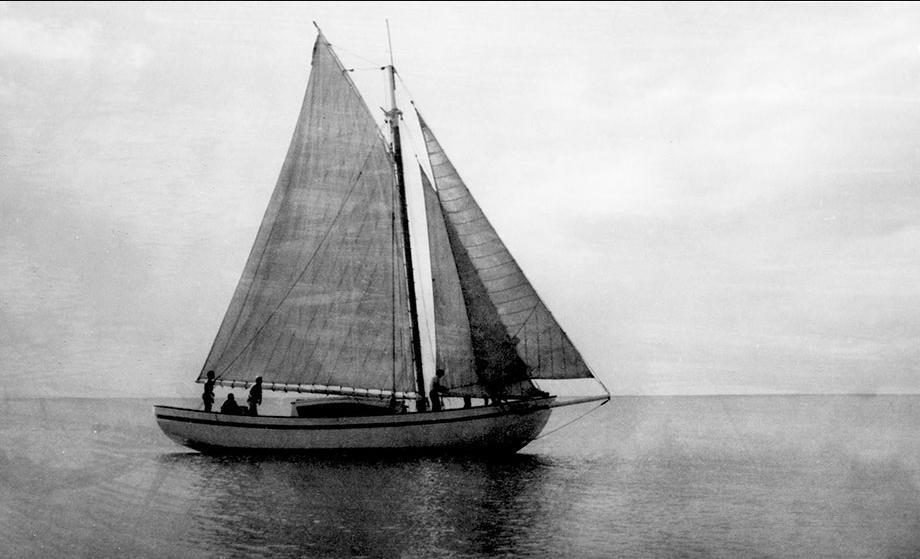 Le Mermaid of Carriacou sous voiles au milieu des années 1960