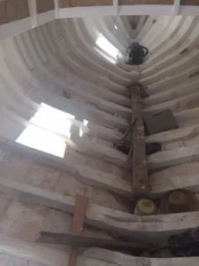 L’intérieur avant la mise à l’eau