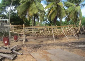 La structure en cours de fabrication